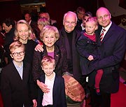 Ex-Ministerpäsident Edmund Stoiber mit Familie (©foto: Martin Schmitz)